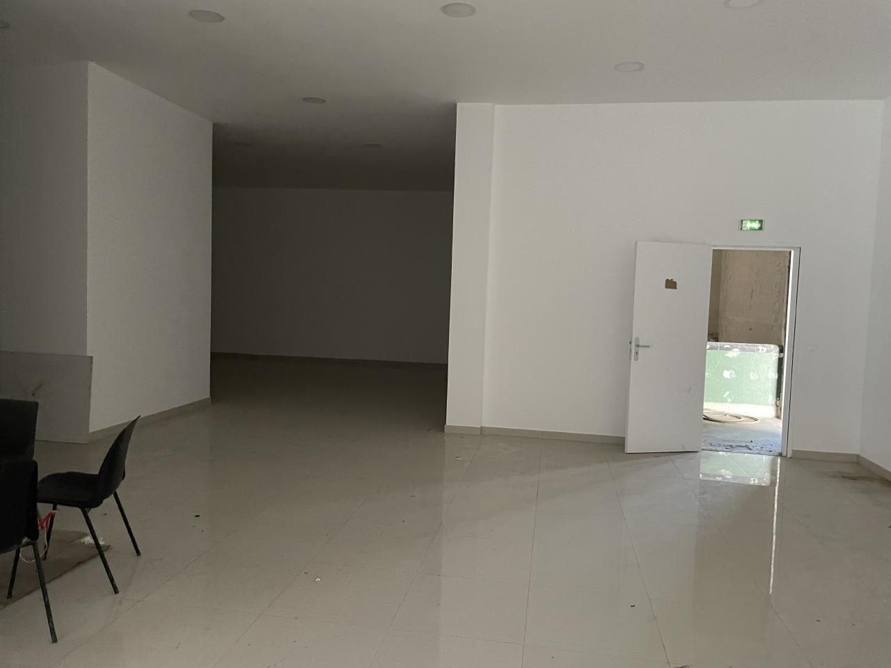 Local d'activité Aubervilliers 5711m² Location local d'activité Aubervilliers Seine-Saint-Denis OLACT2201172 3